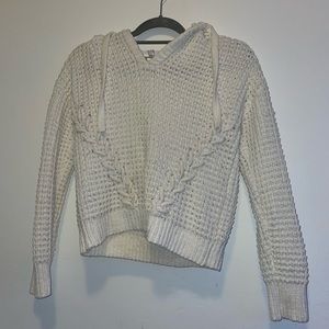 white knitted sweater